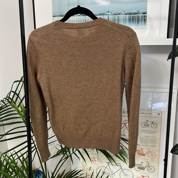 Vintage Tokyo Disney sweater by Uniqlo - Picture 3 of 3